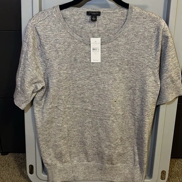Ann Taylor Grey short sleeve sweater - Picture 3 of 4